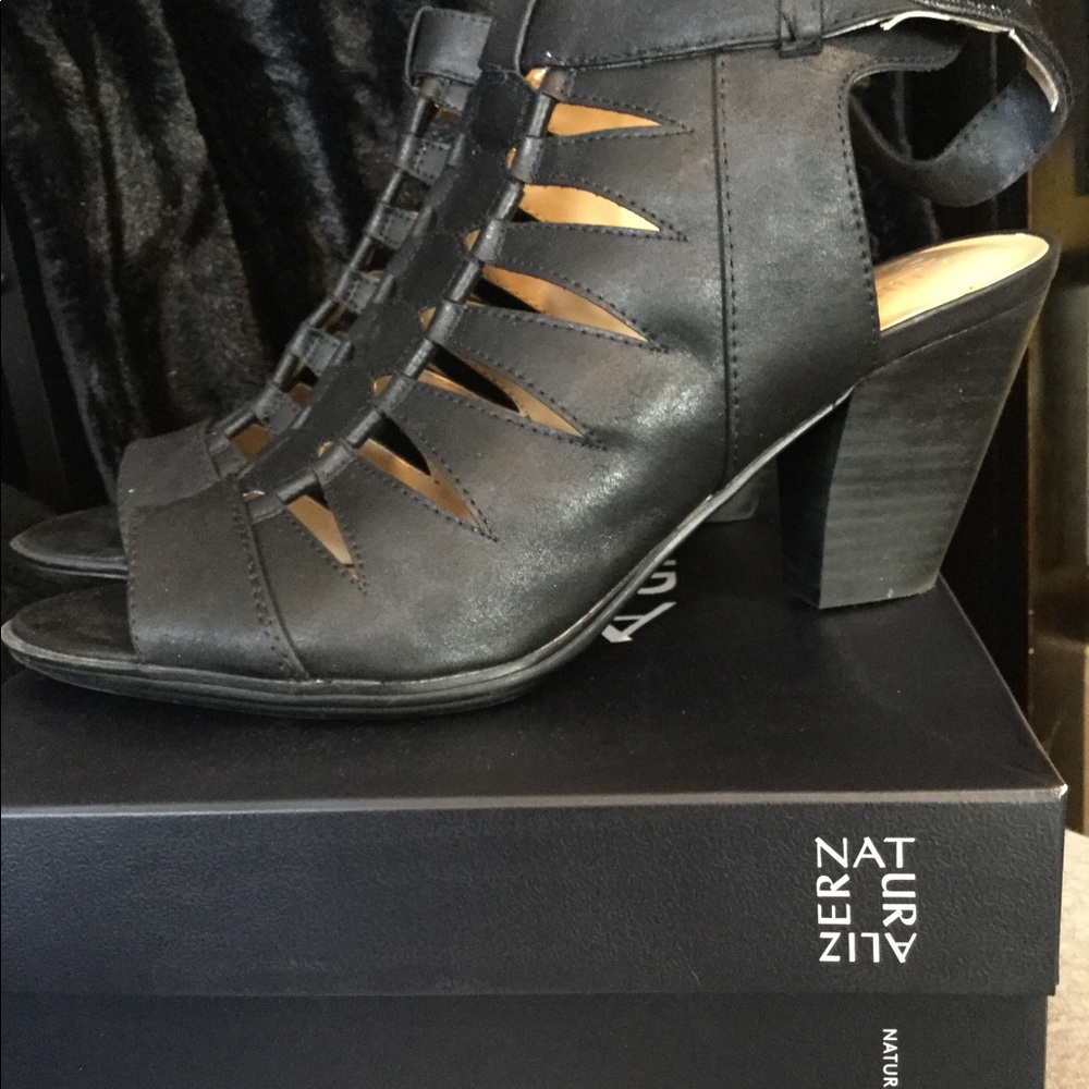 Naturalizers Sandal - Picture 5 of 6